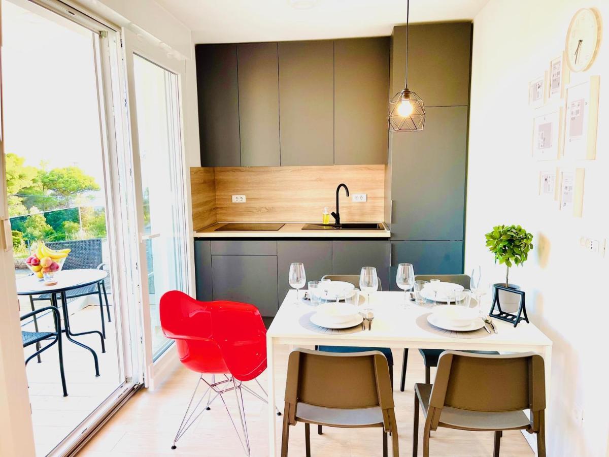 Anapartments2 Primošten Eksteriør bilde